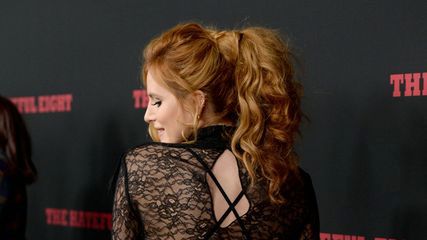 Taki strój przystoi 18-latce?