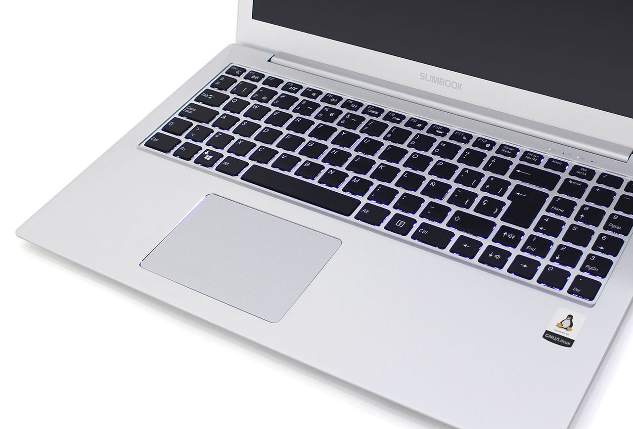 Slimbook Excalibur – aluminiowy laptop 15,6" dla fanów Linuksa i KDE
