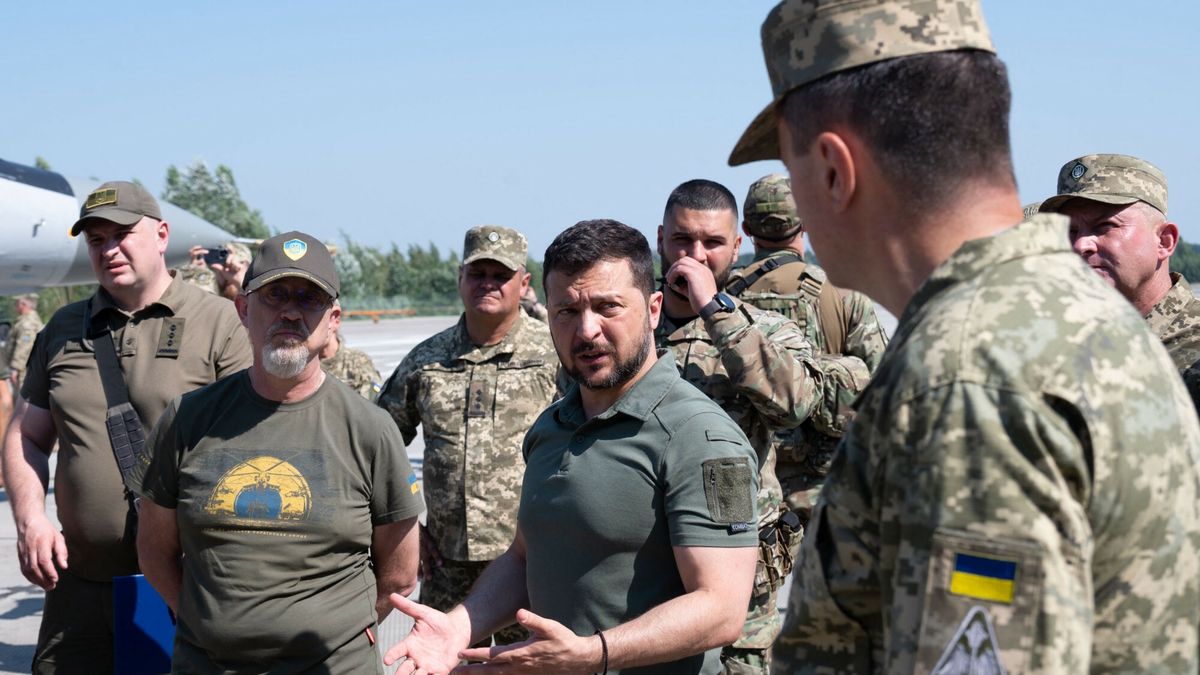 Temporary
Handout photo shows Ukrainian President Volodymyr Zelenskyy meets with service members of the Ukrainian Air Force, who presented him with a signed pilot's helmet, as they honor the Day of the Air Force of the Armed Forces of Ukraine on Sunday, August 6, 2023. Zelenskyy observed several weapons provided by Western partners, including ZUNI air-to-surface missiles, Storm Shadow (one of which he signed) missiles, and AGM HARM anti-radiation missiles before spending time in a flight simulator provided to Ukraine by the Czech Republic to train pilots to operate Western-style F-16 aircraft. Photo via Ukrainian Presidency via ABACAPRESS.COM
ABACA