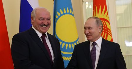 Łukaszenka chwali się, że na Białoruś trafi ogromna ilość uzbrojenia. Chce głębszej integracji z Rosją
