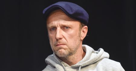 Kończy 46 lat. Nigdy nie mówi o żonie. Oto powód