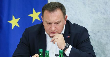 Trela zapowiada: komisja będzie czekać na Ziobrę nawet do północy