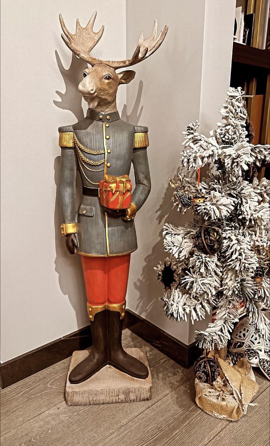 Omenaa Mensah udekorowała willę na święta. Jest "na bogato"