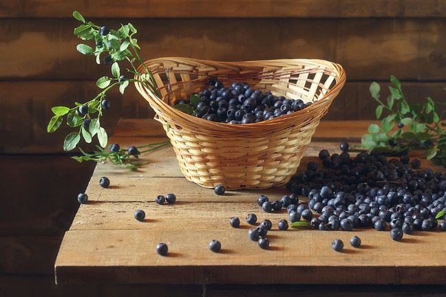Bilberry prevents blood clots and is anti-inflammatory in the veins