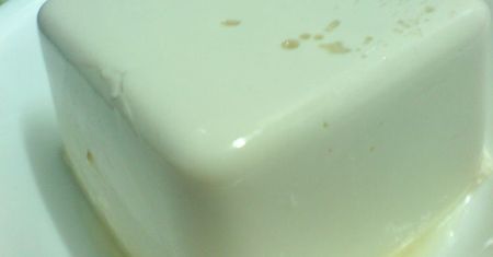 Sfermentowane słone tofu z dodatkiem siarczanu wapnia