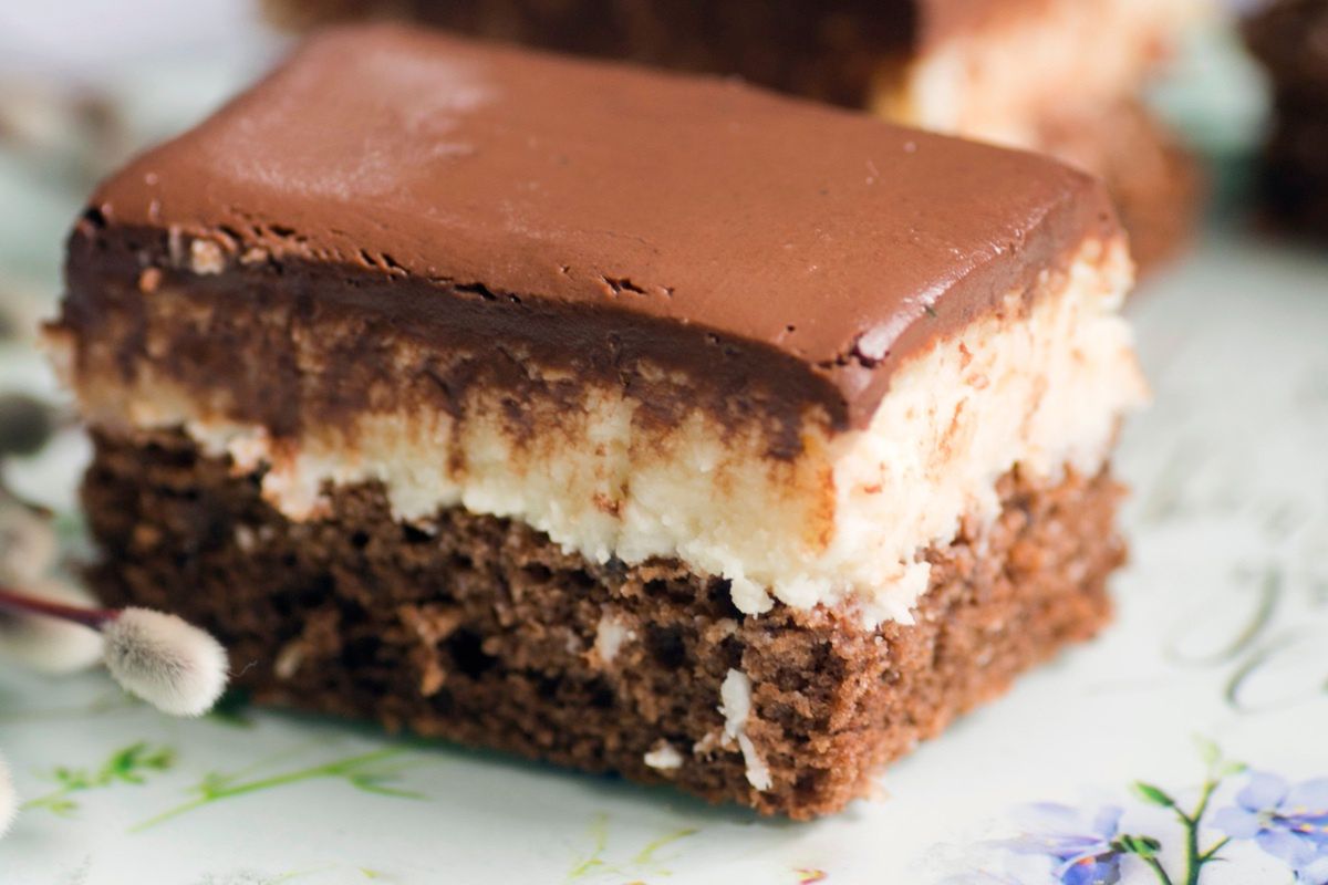 Ciasto czekoladowe z kremem kokosowym