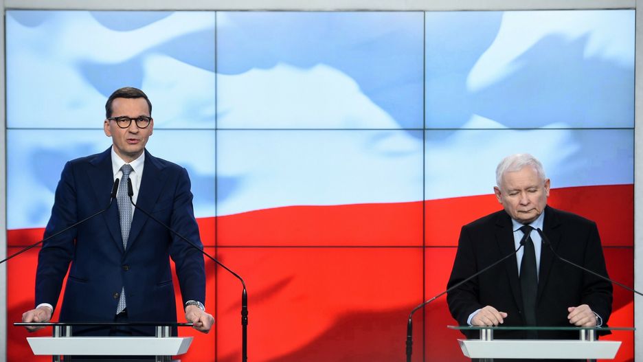 O?wiadczenie prezesa Kaczy?skiego i premiera Morawieckiego
28.11.2022 Warszawa Konferencja Jaroslawa Kaczynskiego i Mateusza Morawieckiego 
fot. Zbyszek Kaczmarek/REPORTER
n/z: Mateusz Morawiecki, Jaroslaw Kaczynski
Zbyszek Kaczmarek/REPORTER