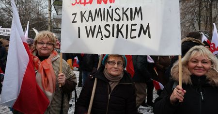 15 uczuć Polaków do aktualnej sytuacji w kraju. "Wstręt, odraza, irytacja"