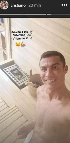 Cristiano Ronaldo w domowej saunie. Fot. Instagram