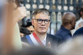 Lider francuskich socjalistów grozi wotum nieufności. Gra toczy się o nowy podatek