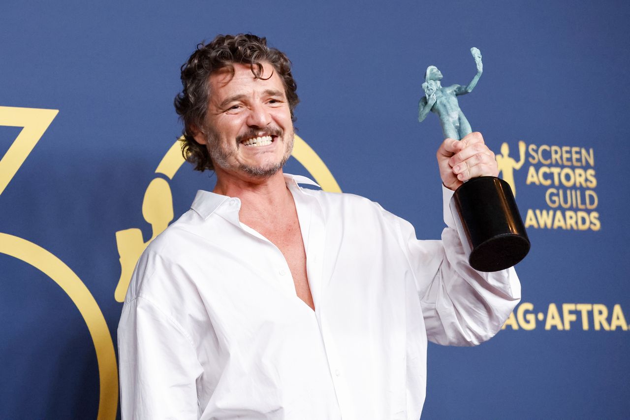 A toast to authenticity: Pascal's emotional, tipsy SAG acceptance
