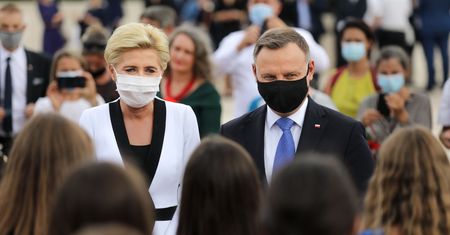 Agata Kornhauser-Duda i Andrzej Duda nie szczędzą sobie czułości. Pokazali romantyczne zdjęcie