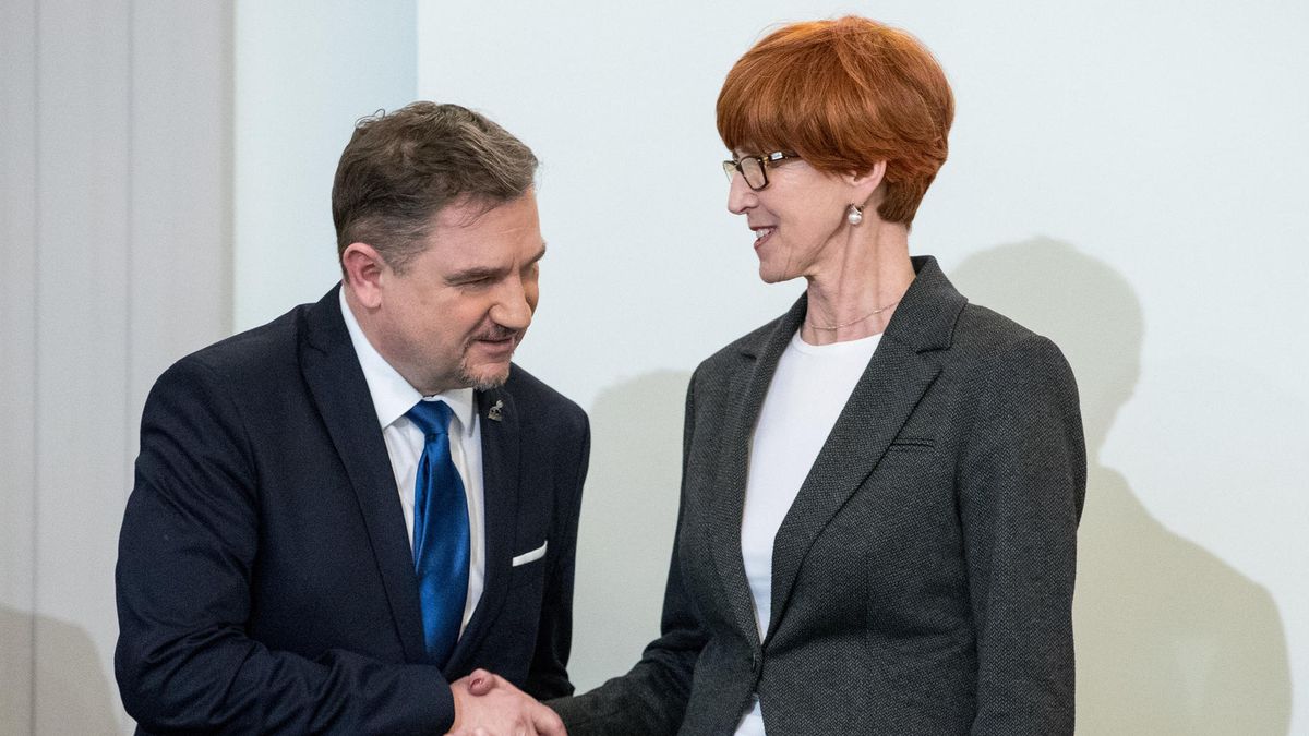 Przewodniczący "Solidarności" Piotr Duda i minister rodziny i pracy Elżbieta Rafalska.