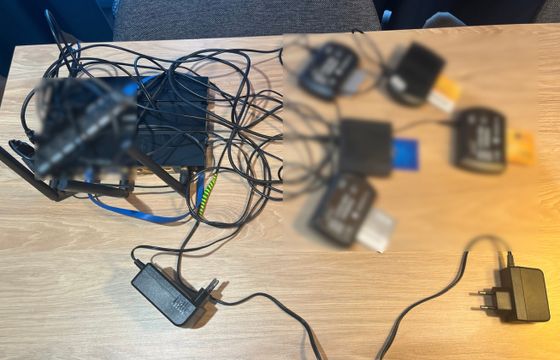 Rośnie piractwo telewizyjne? Statystki policyjne pokazują skalę zjawiska