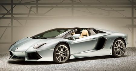Lamborghini Aventador Roadster wyprzedane do połowy 2014