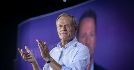 Donald Tusk stawia do pionu konserwatystów. "W rok muszą zmienić poglądy"