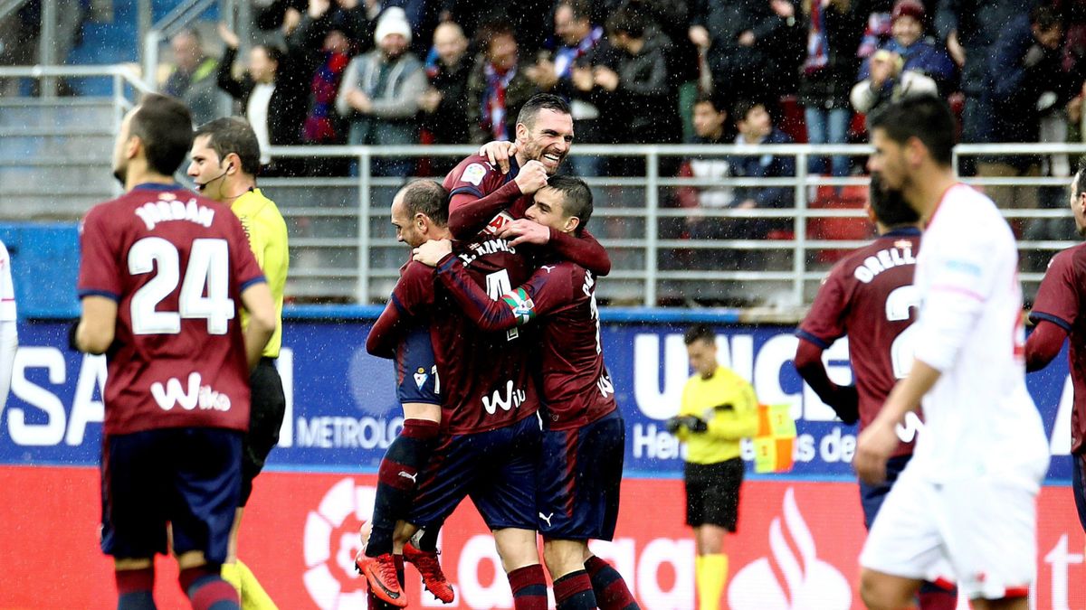 PAP/EPA / Gorka Estrada / Radość piłkarzy SD Eibar