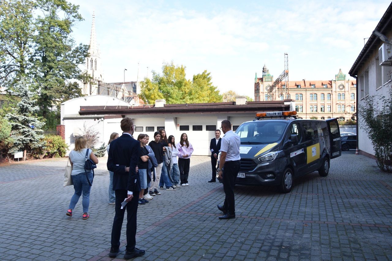 Katowice: Dni otwarte w Technikum Lotniczym ZDZ  i BCU SkyPort