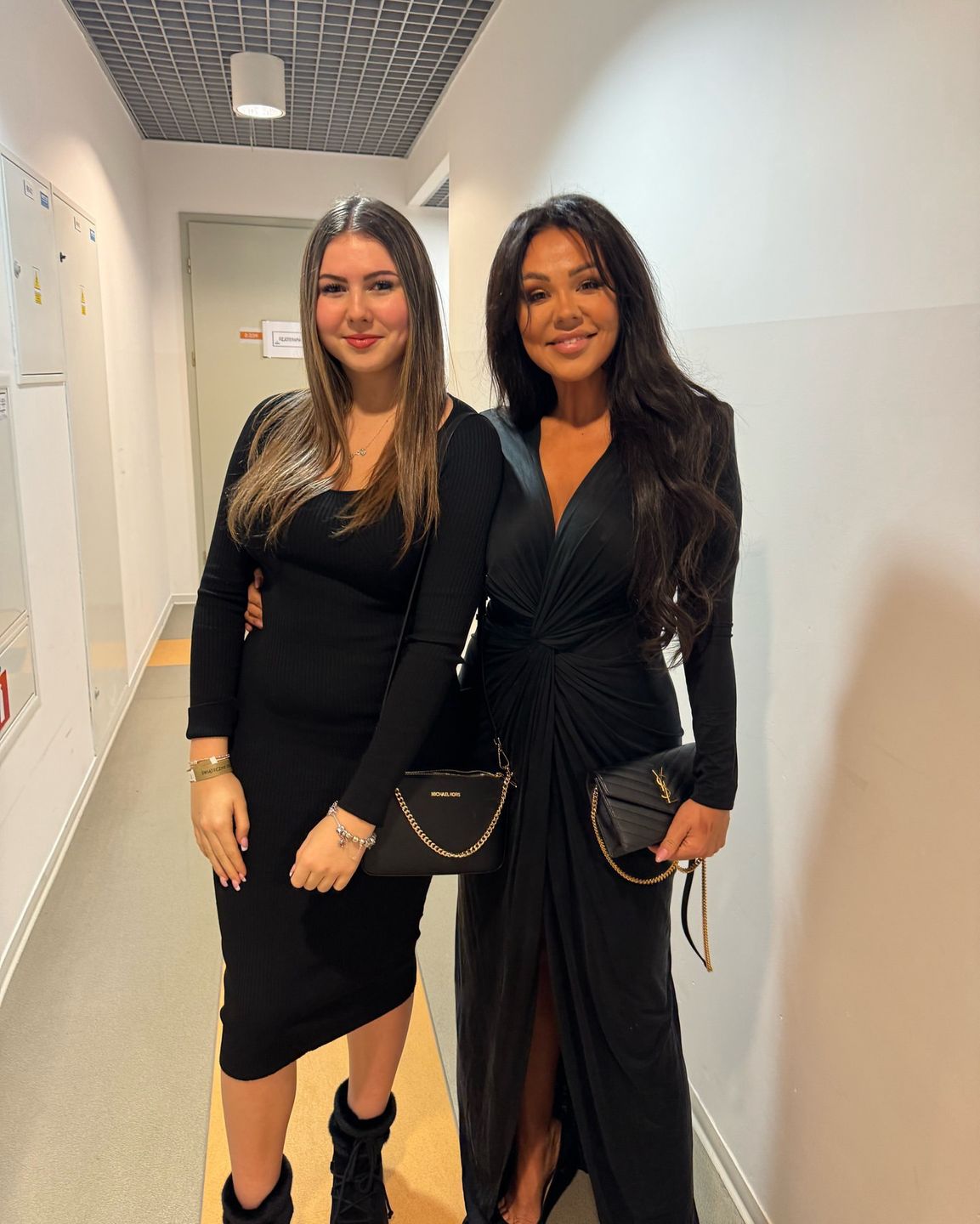 Sylwia Bomba z "pasierbicą"