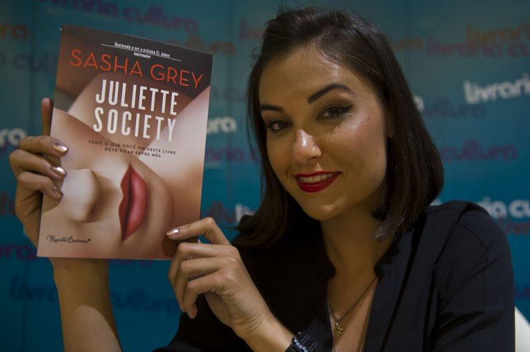 "Klub Julietty", czyli pornografia dla grafomanów