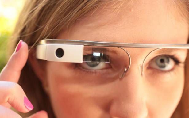 Google Glass (Fot. Cnet.com)