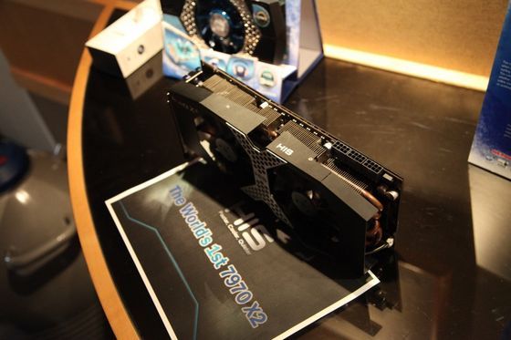 HIS Radeon HD 7970 X2 karta graficzna zdjęcie chłodzenie