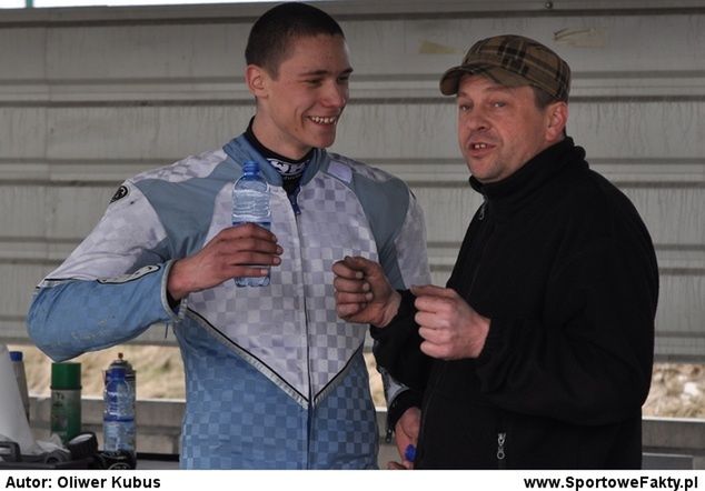 Łukasz Bojarski (na zdjęciu z tatą Andrzejem) po treningach mógł mieć powody do radości