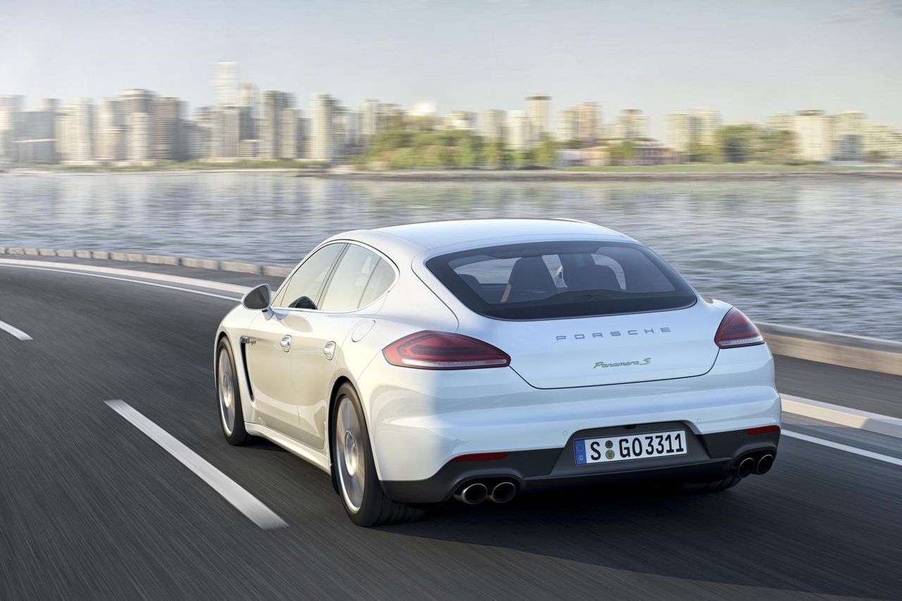 2014 Porsche Panamera S E-Hybrid