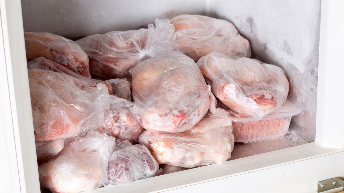 Jak długo można trzymać mięso w zamrażarce? Nie każdy wie