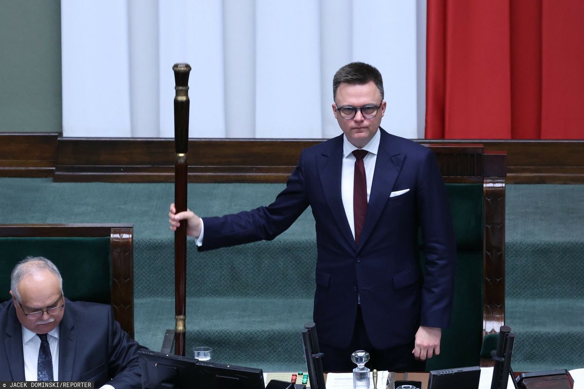 9. posiedzenie Sejmu X kadencji rozpoczęło się minutą ciszy