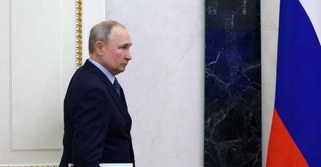 Rosjanie "dają nogę". "Wszyscy, od żołnierzy po generałów, uciekają"