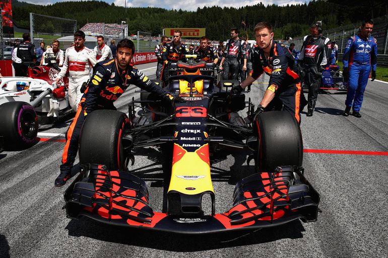 Red Bull Racing chce postawić na Maxa Verstappena