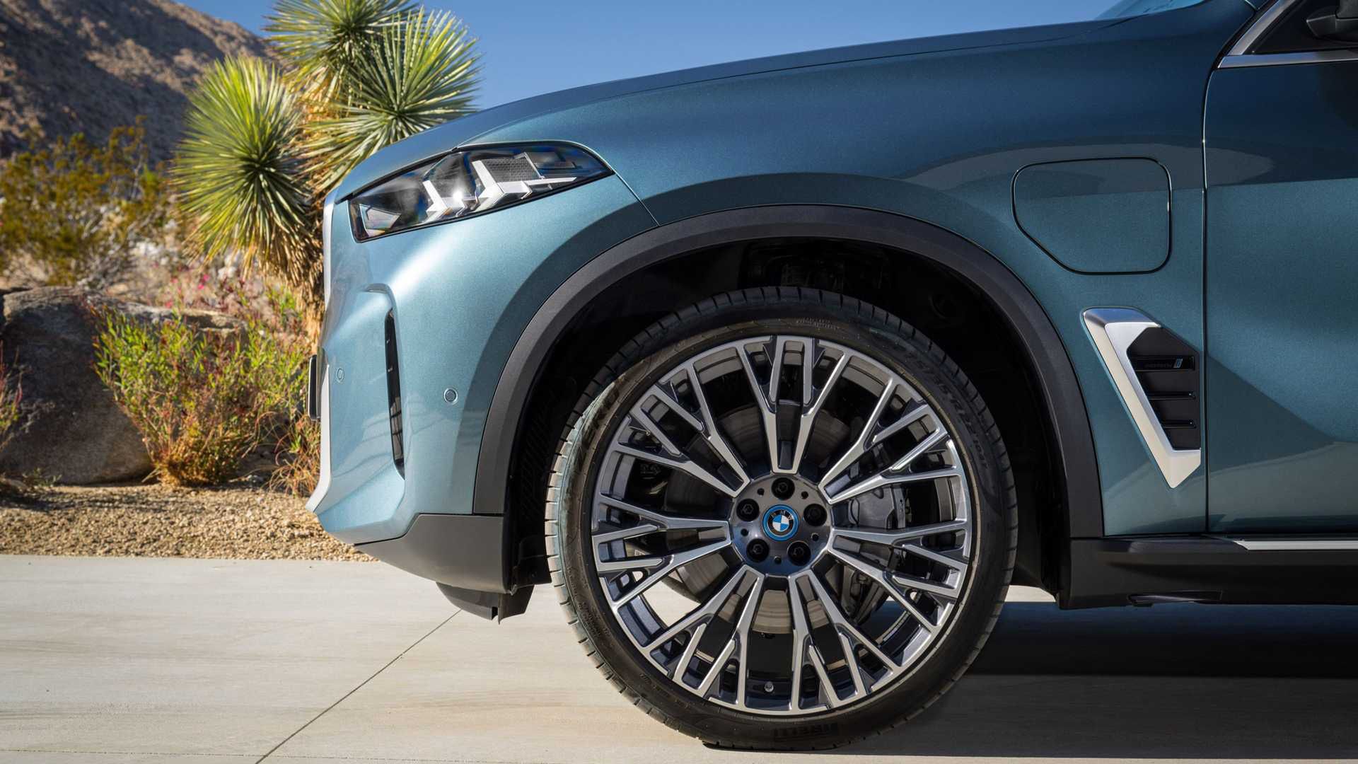 BMW X5 (2023)