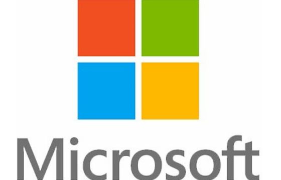 Microsoft z ponad 30 mld USD przychodu i 8,8 mld dolarów zysku. Wycena: bilion dolarów
