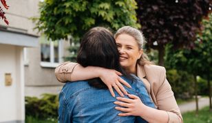 "Nasz nowy dom": Ela Romanowska zadebiutowała w roli prowadzącej. Nie powstrzymała się od łez