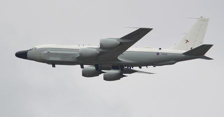NATO poderwało giganta. Okrążył Rosjan i zawrócił