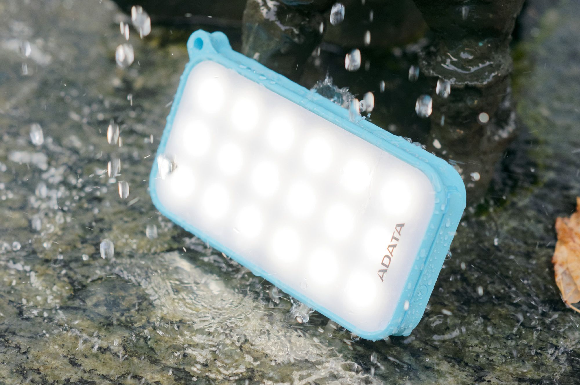 Adata D8000L: turystyczny powerbank do zadań specjalnych 2