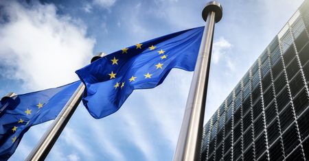 Kpiny z ochrony danych osobowych w Polsce, wystarczy stać się „małą firmą”