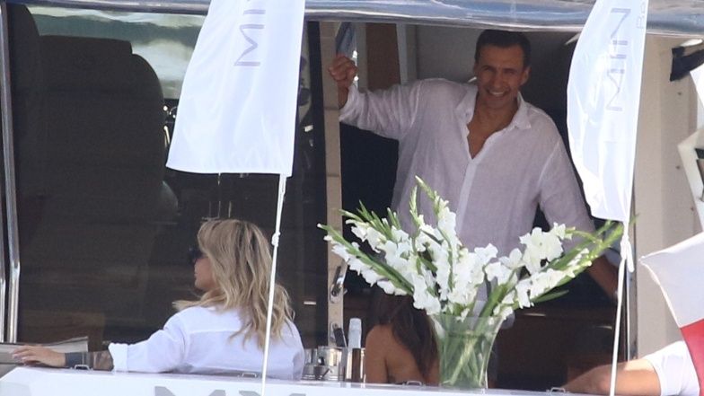 Sopockie aniołki: Blanka Lipińska, Jarosław Bieniuk i Natalia Siwiec BALUJĄ na jachcie