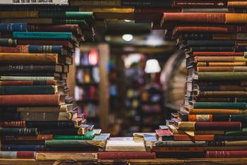 Głogów: Najtaniej w mieście! Taka oferta biblioteki nie zdarza się często. Kiedy Jesienny Kiermasz Książki Przeczytanej?