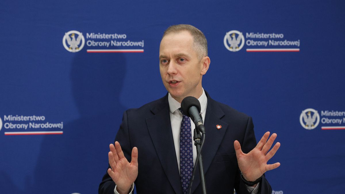 Wiceminister obrony narodowej Cezary Tomczyk

