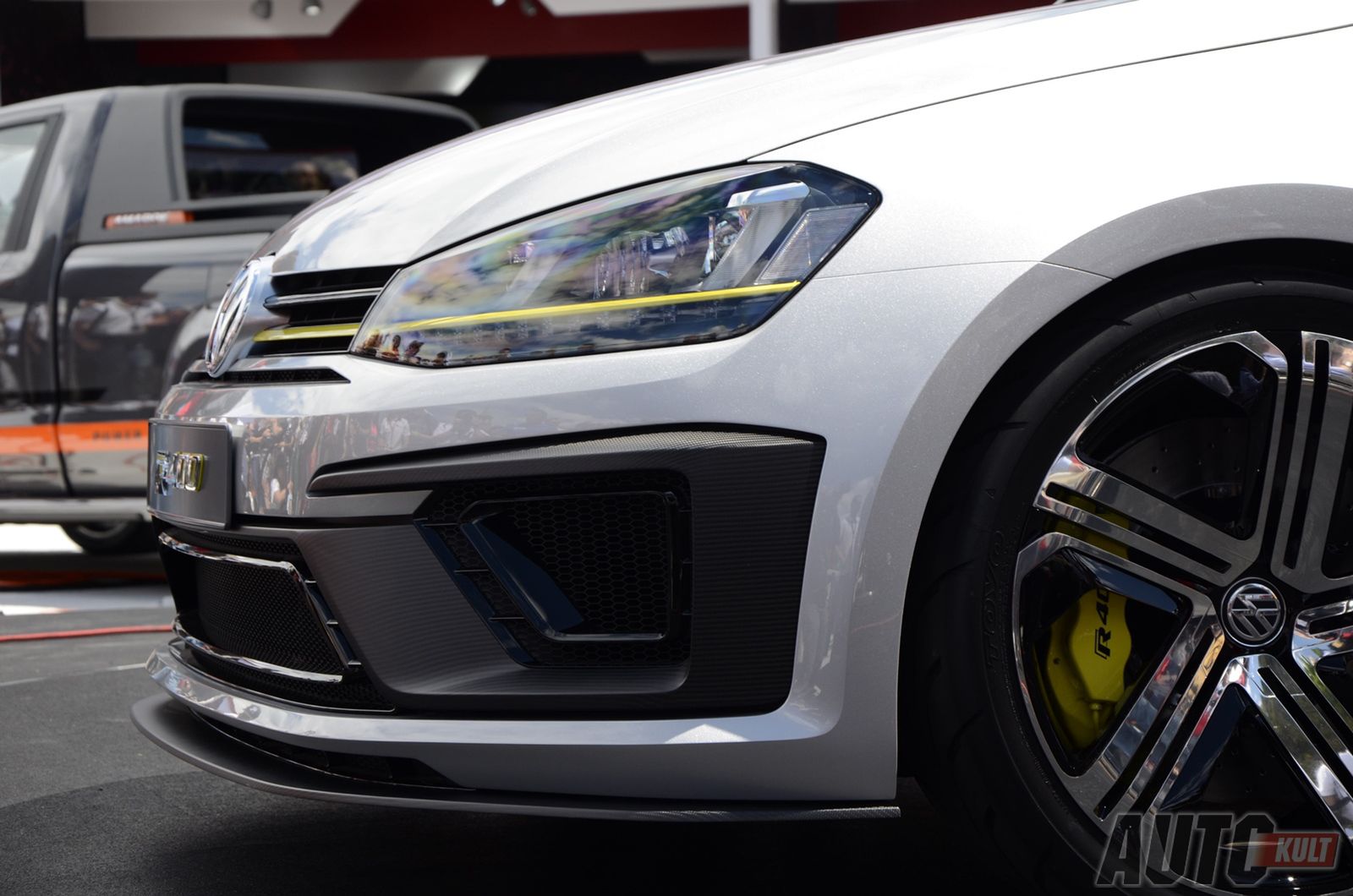 33. GTI Treffen am Wörthersee - VW GTI Roadster Concept & Golf R400 [galeria] 36