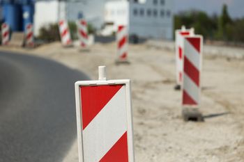 Wypadki i korki. Kierowcy utknęli na drogach nad morze. Zator ma 16 km