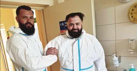 Lekarze-muzycy nagrali utwór o pracy medyków. "Nie jesteśmy ze stali, ale staramy się"