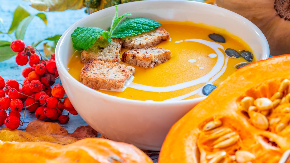 Krem z dyni ze słodką śmietanką