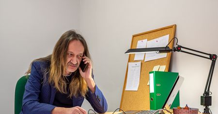 Bytom. Niepokojący płacz dziecka? Przemarznięty człowiek? Można pomóc, dzwoniąc pod całodobowy telefon interwencyjny