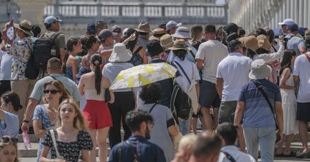 Zmiany w europejskim mieście. Mają dość lokali z jedzeniem na wynos i nagich torsów