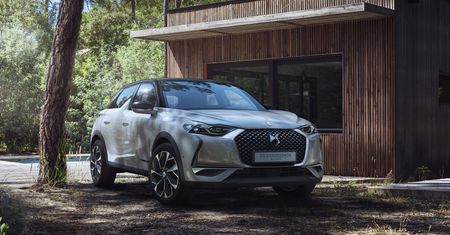 DS3 Crossback oficjalnie. Do wyboru trzy rodzaje napędu, w tym elektryczny