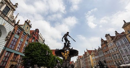 Gdańsk tonie w turystach. "Wszystkie pokoje wyprzedane"