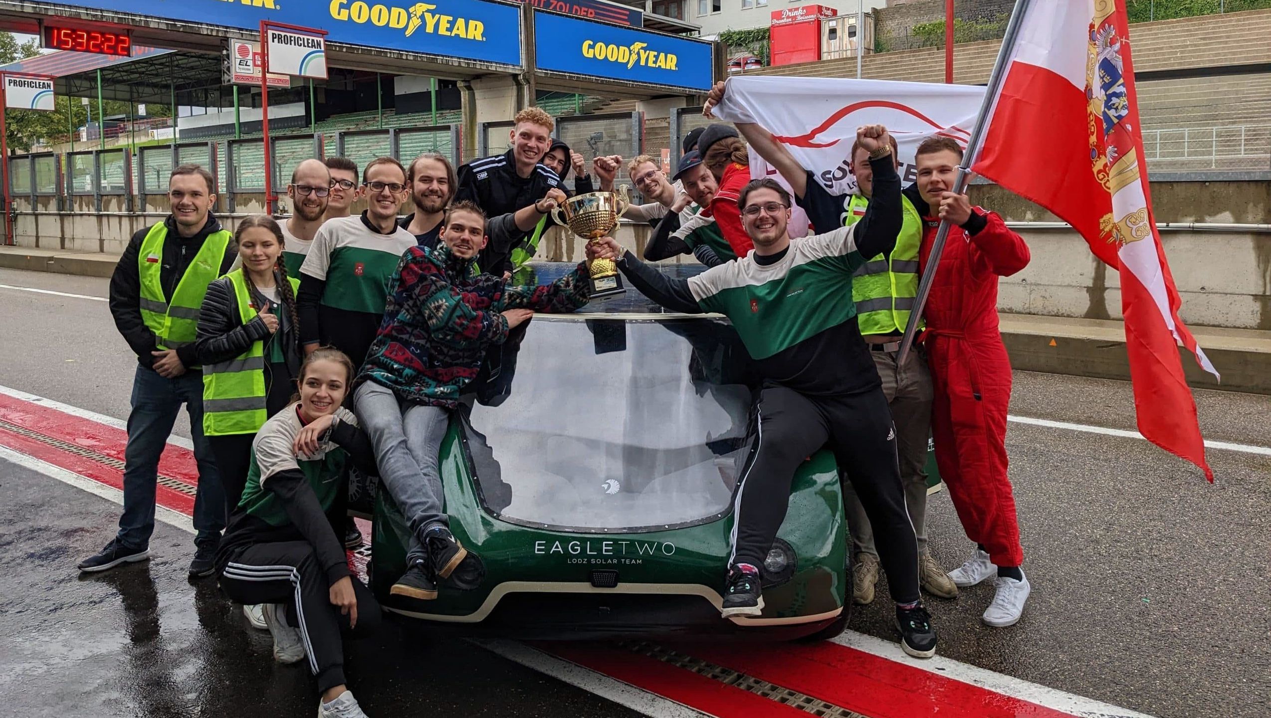 Łódź Solar Team z Egle Two na pokładzie wygrywa wyścig iLumen European Solar Challenge